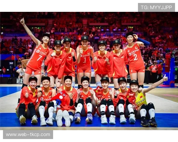 女排联赛全程直播精彩呈现 聚焦赛场激烈对决与球员风采